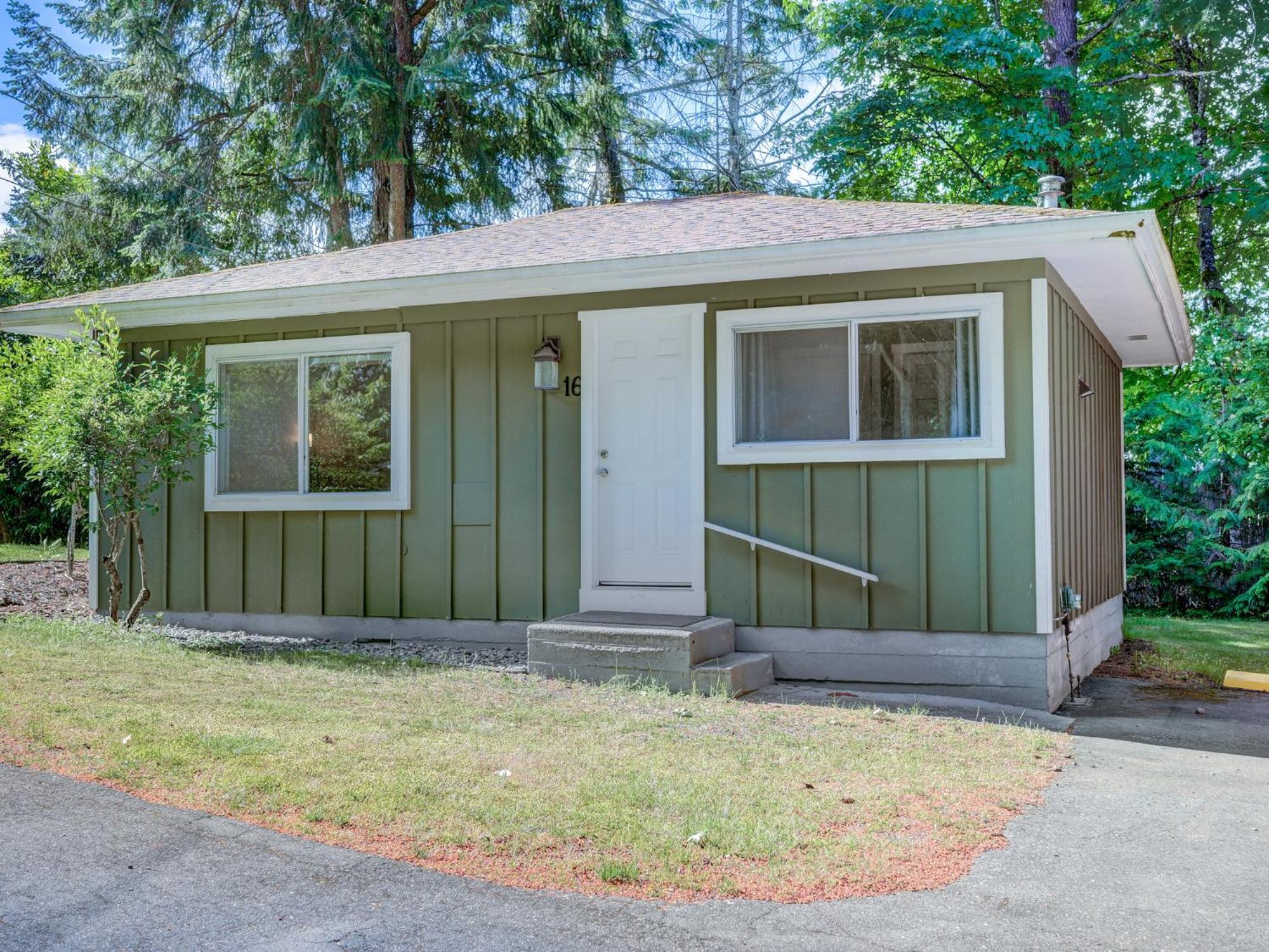 Malahat Bungalows Motel Exterior foto