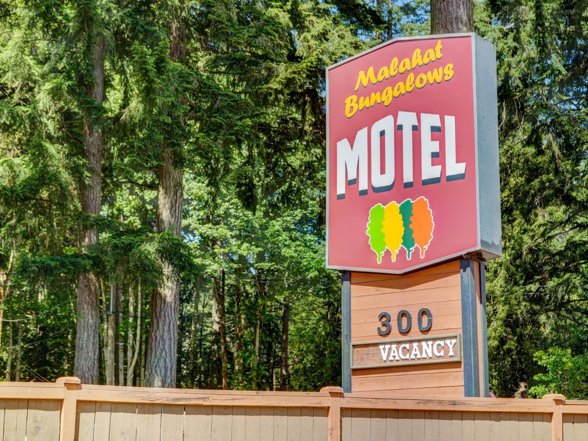 Malahat Bungalows Motel Exterior foto